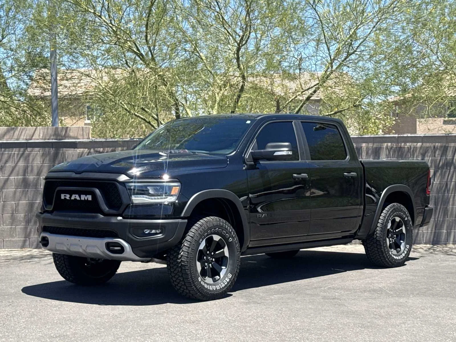 Used 2022 Diamond Black Crystal Pearlcoat Ram Rebel image 4