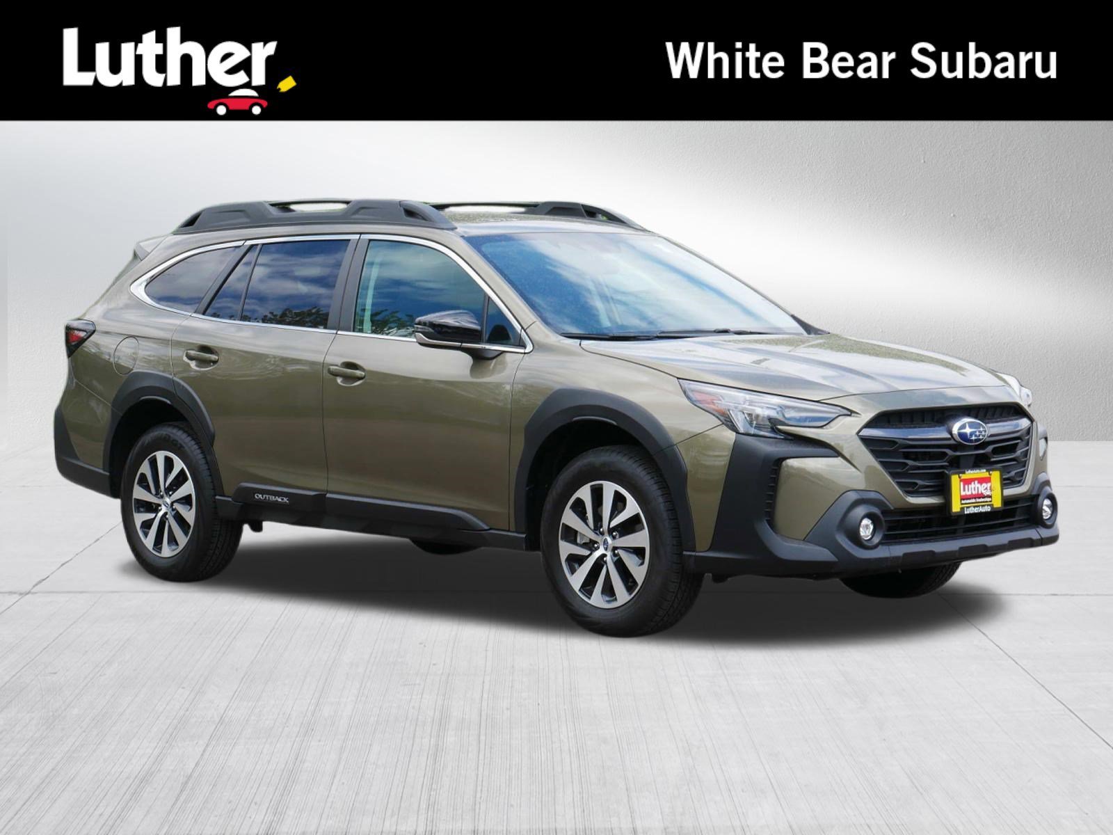 2024 Subaru Outback Premium's photo