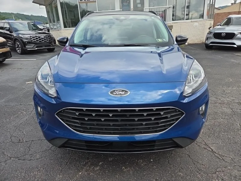 Used 2022 Blue Ford SEL image 2