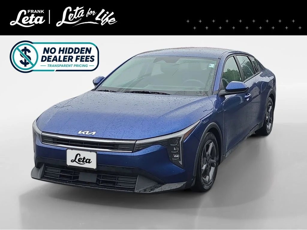 2025 Kia K4 LXS AT's photo
