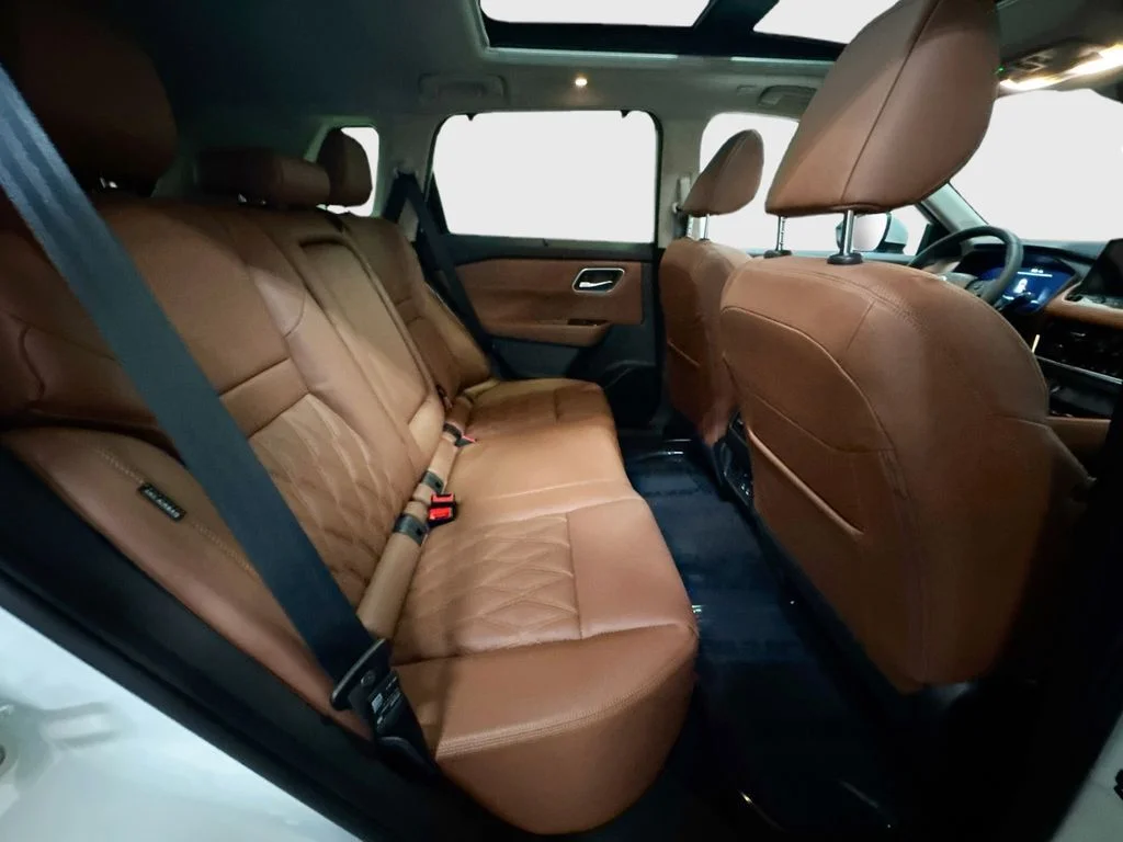 2026 Nissan Rogue Platinum - Photo 18