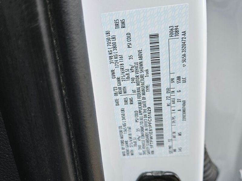 Used 2023 Oxford White Ford XLT image 13