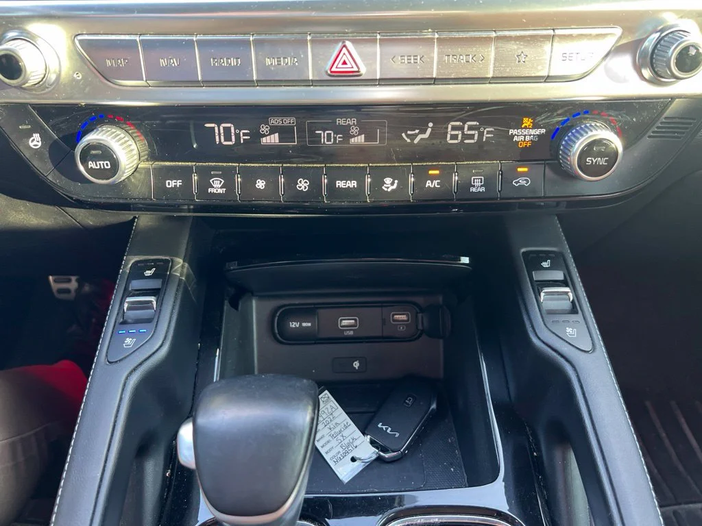 Used 2022 Ebony Black Kia SX image 21