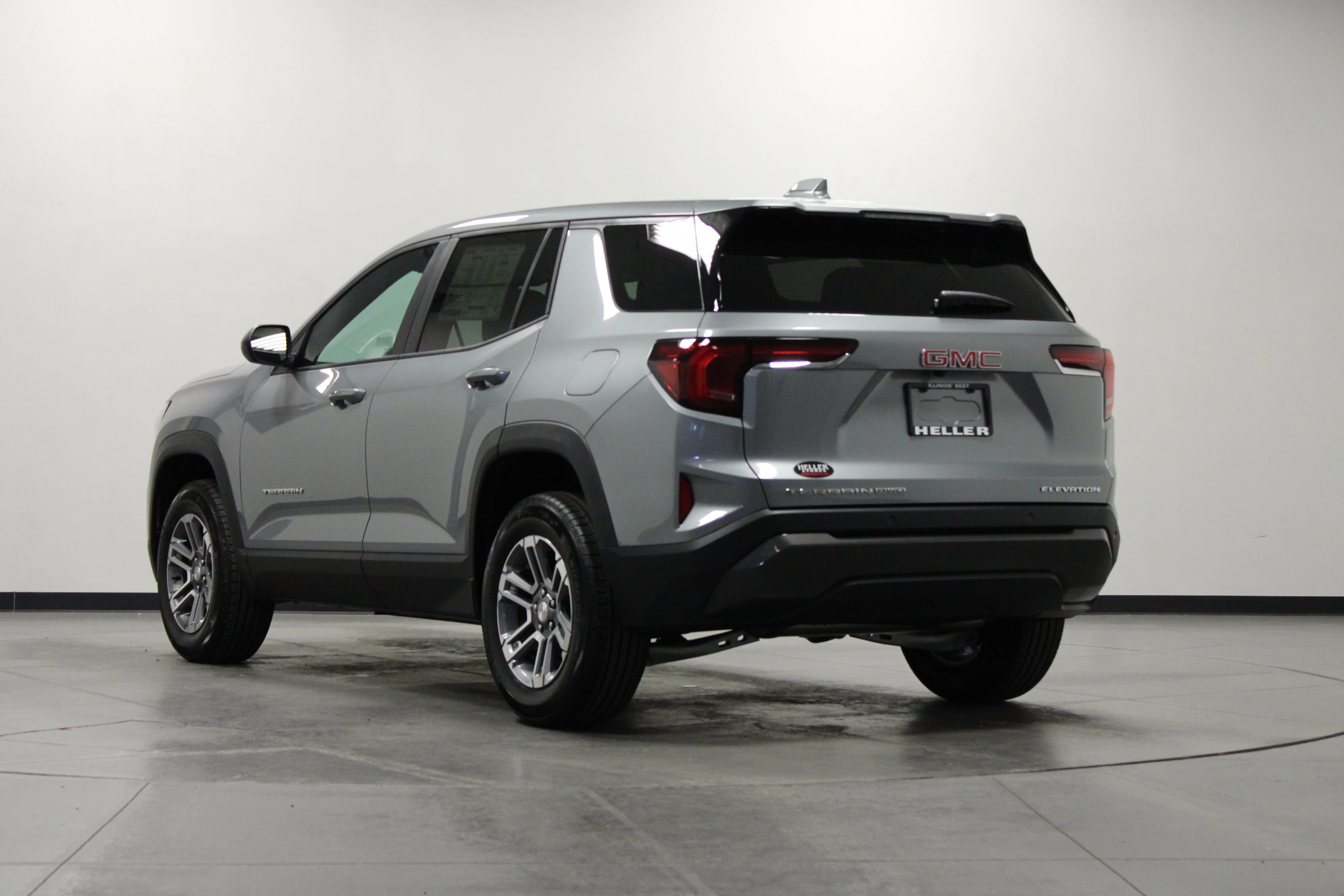 New 2027 Sterling Metallic GMC AWD Elevation image 6