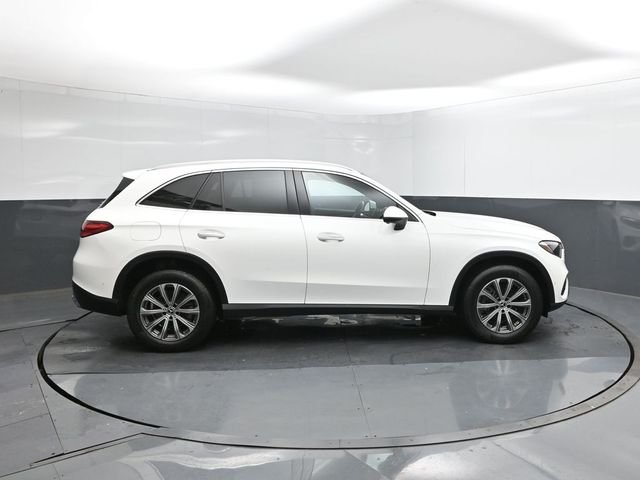 Used 2024 White Mercedes-Benz GLC 300 image 11