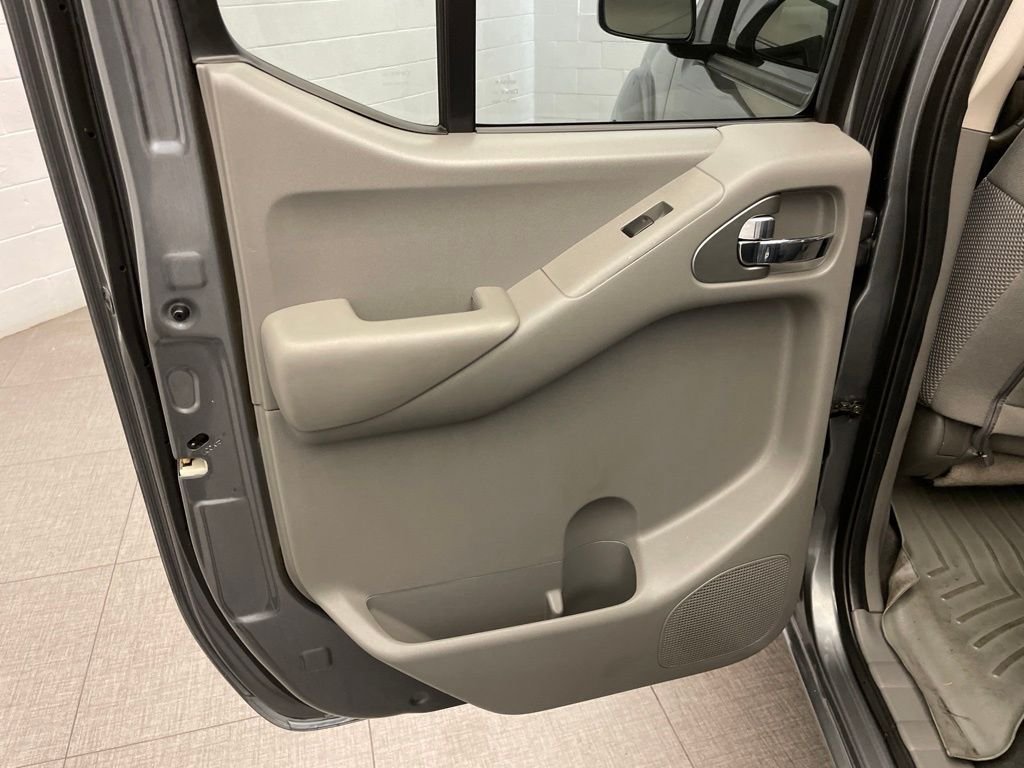 Used 2021 Gray Nissan SV image 22