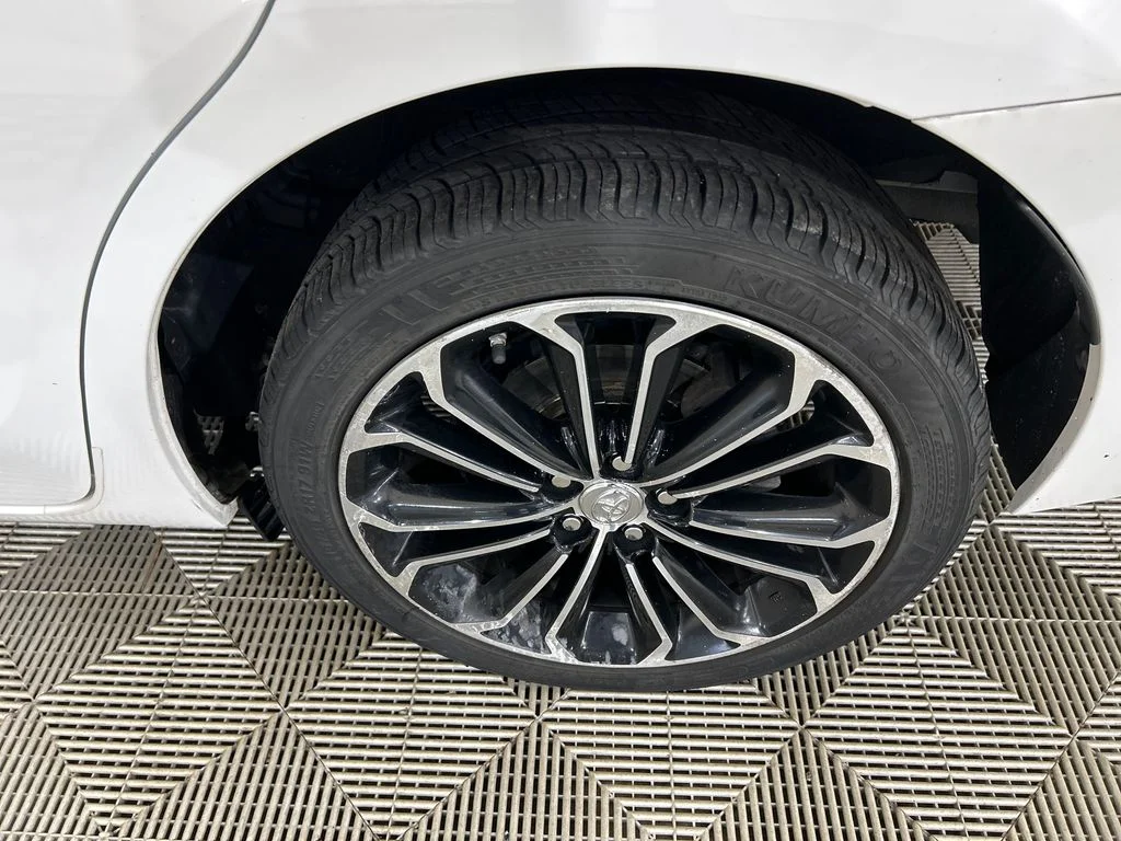 Used 2015 White Toyota S Plus image 10