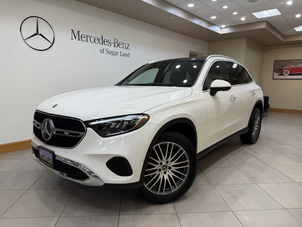 2025 Mercedes-Benz GLC