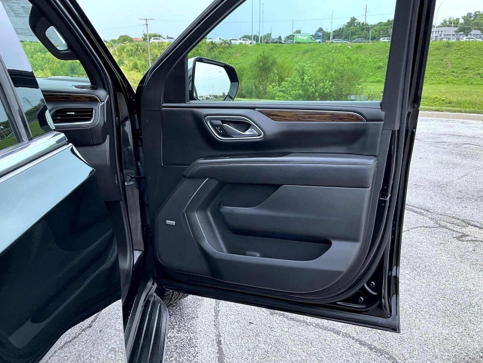 Used 2021 Black Chevrolet Premier image 16