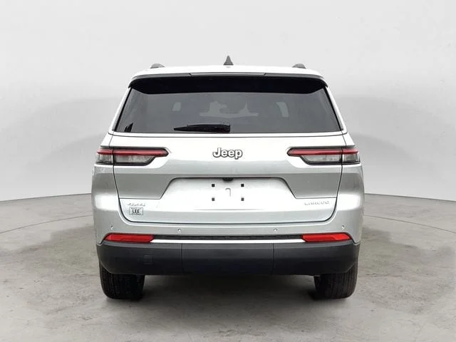 New 2026 Silver Zynith Jeep L LAREDO X 4X4 image 5