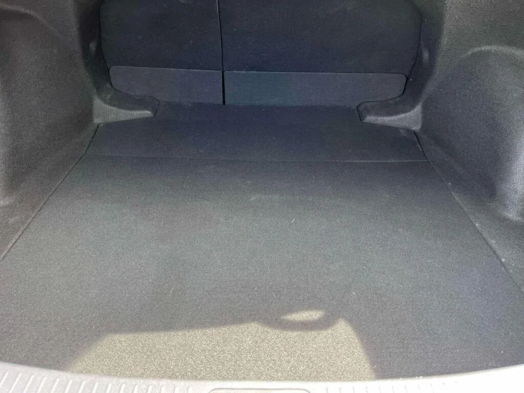 Certified Used 2022 Blue Crush Metallic Toyota SE image 19