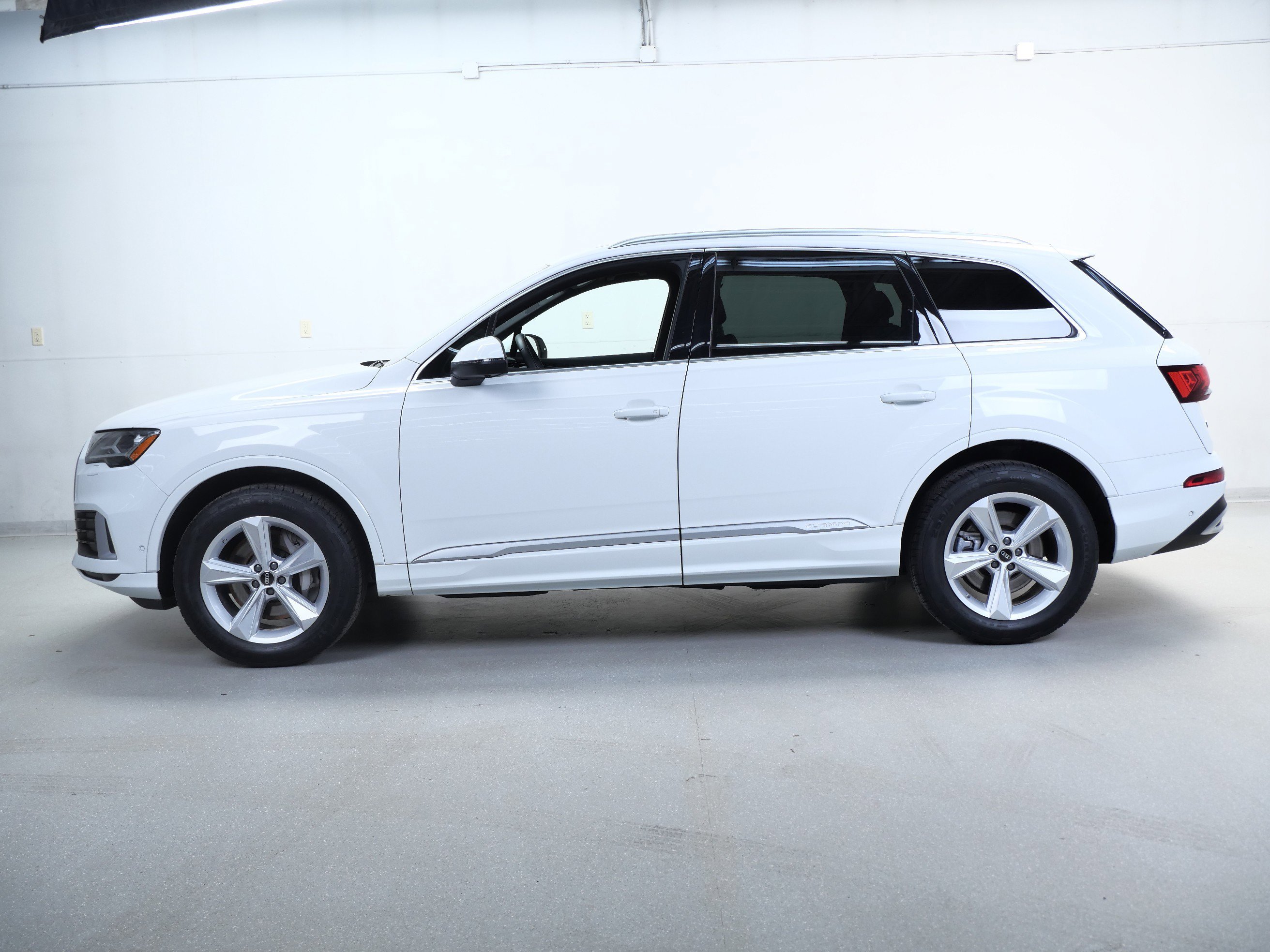 Used 2023 CARRARA WHITE Audi Premium Plus image 10