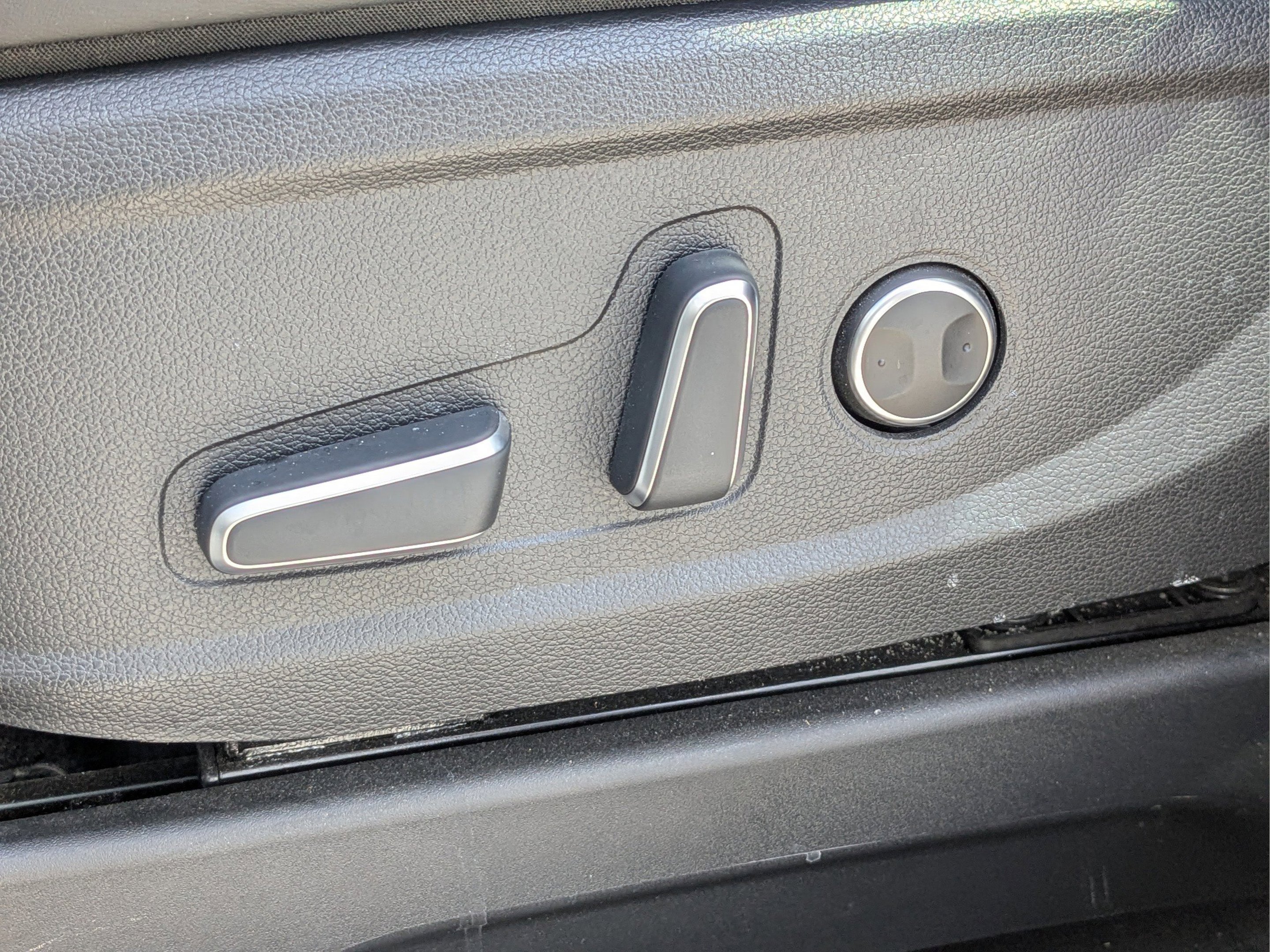 Used 2024 Steel Graphite Hyundai XRT image 20