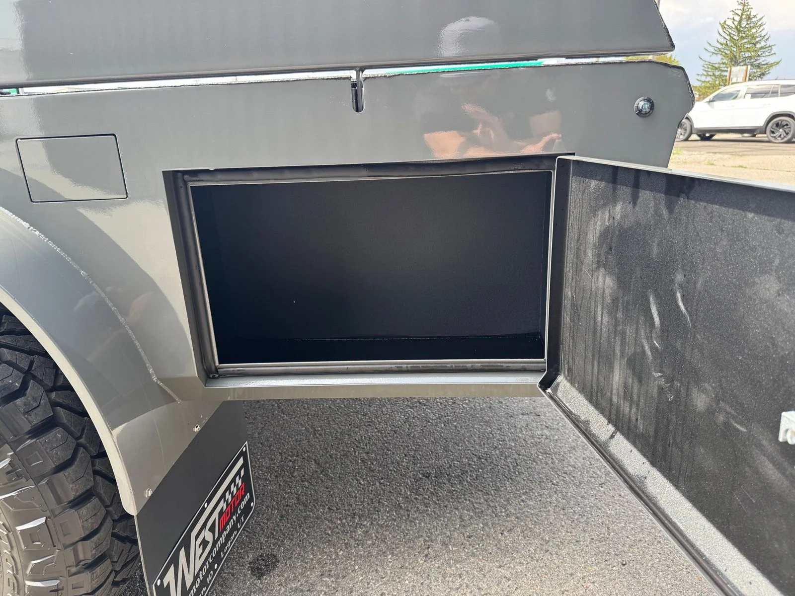 New 2026 Ceramic Gray Clearcoat RAM Laramie image 13