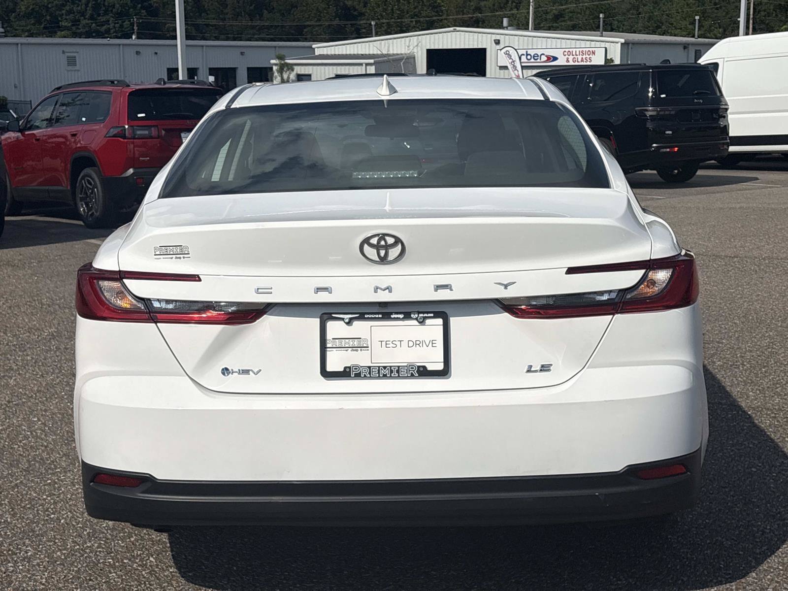 Used 2025 White Toyota LE image 6