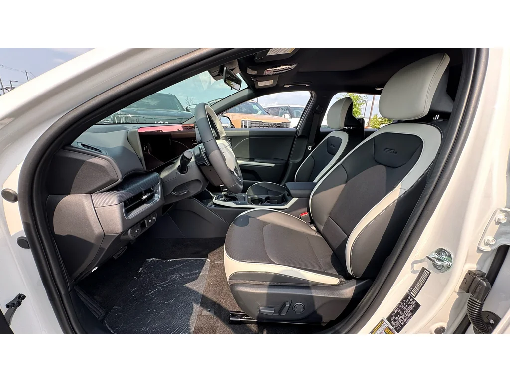 New 2026 Whi Kia GT-Line image 8