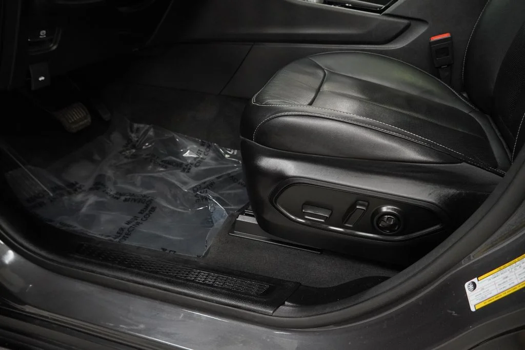 Used 2022 Gray Jeep 4xe image 43