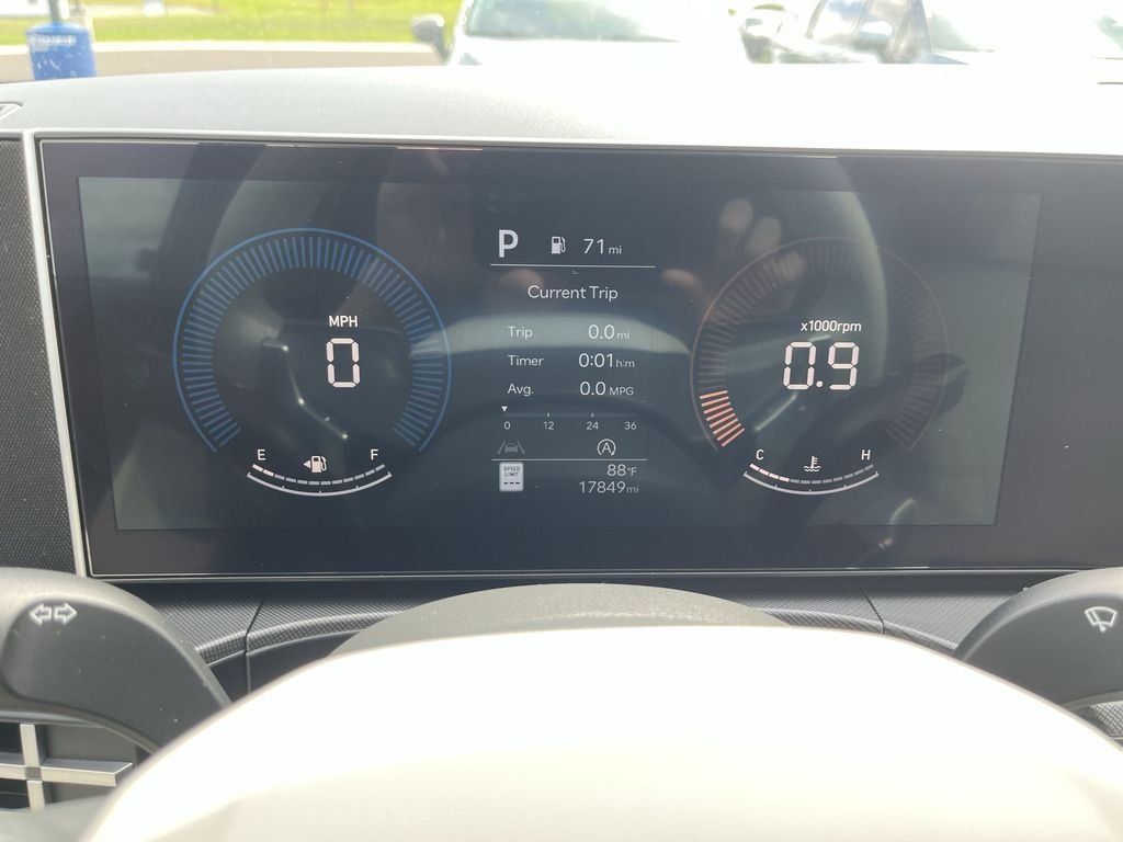 Used 2025 Gray Hyundai SE image 17