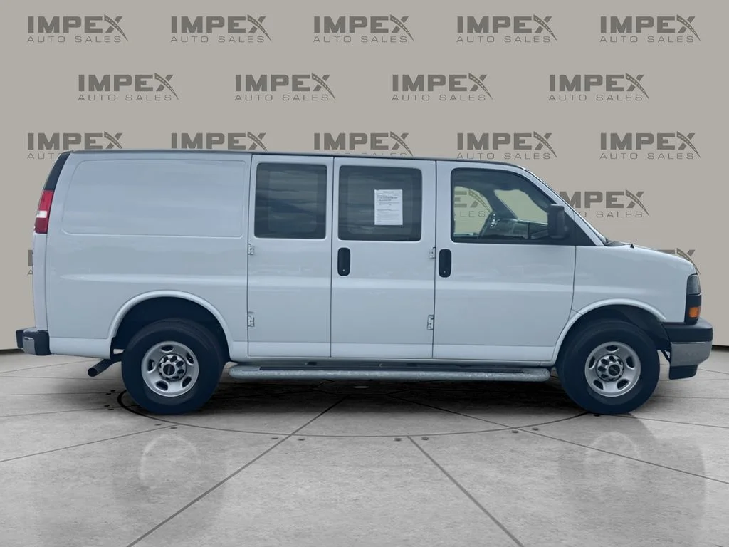 Used 2024 White GMC Work Van image 6