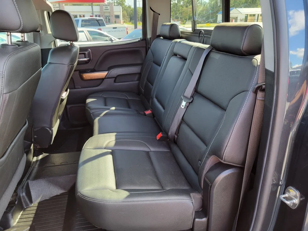 Used 2019 GRAPHITE METALLIC Chevrolet LTZ image 14