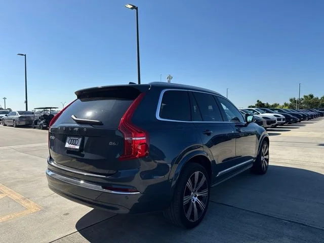 Used 2023 Denim Blue Metallic Volvo Ultimate image 3