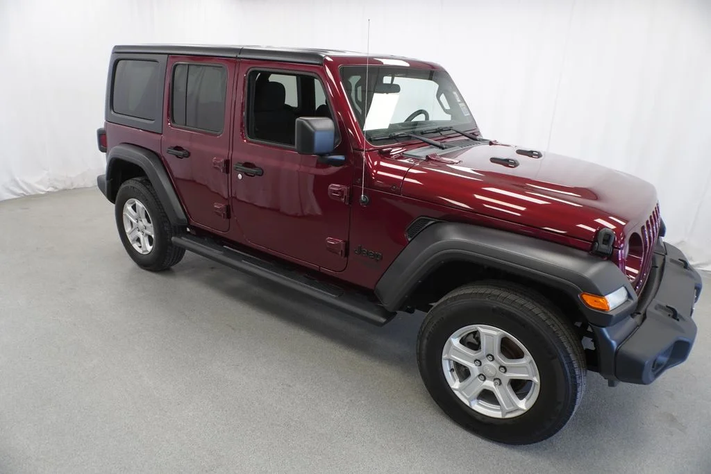 Used 2021  Jeep Unlimited Sport S image 10