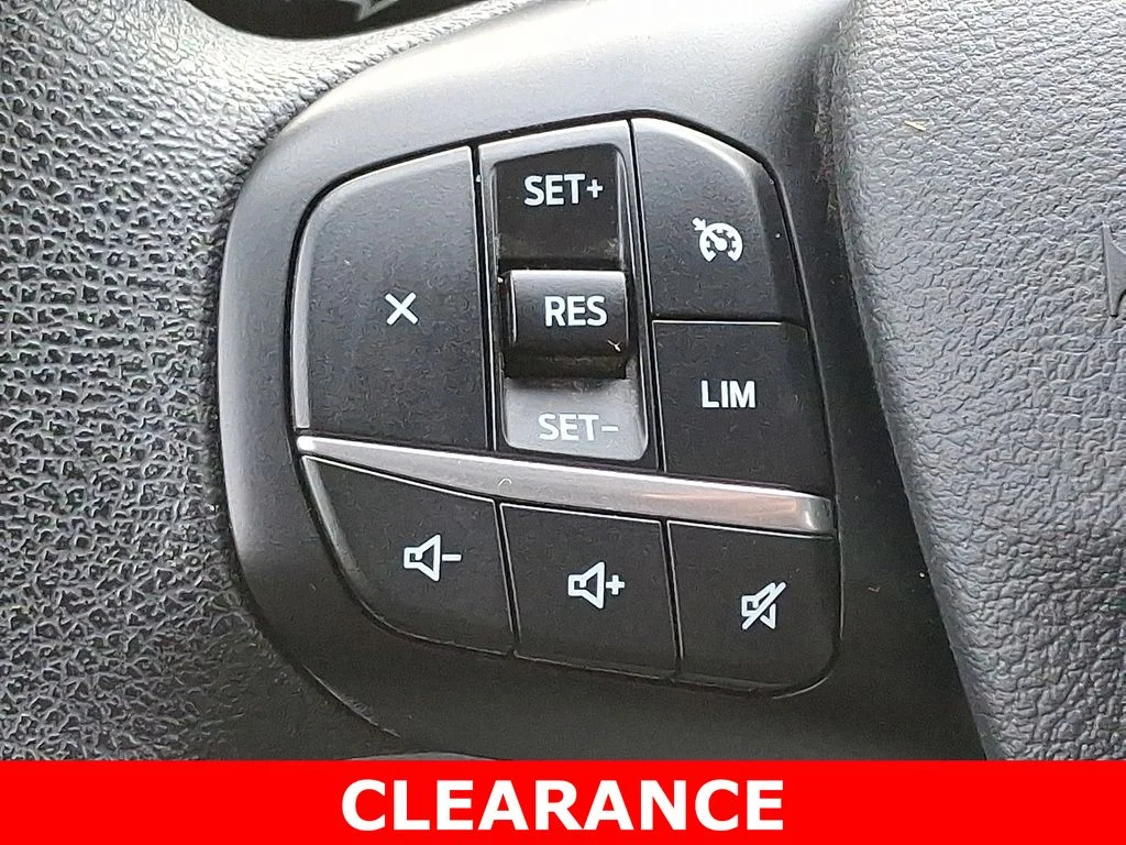 Used 2024 White Ford XLT image 23