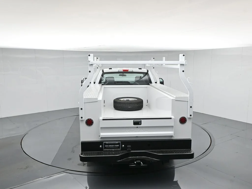 New 2026 Oxford White Ford XL image 43