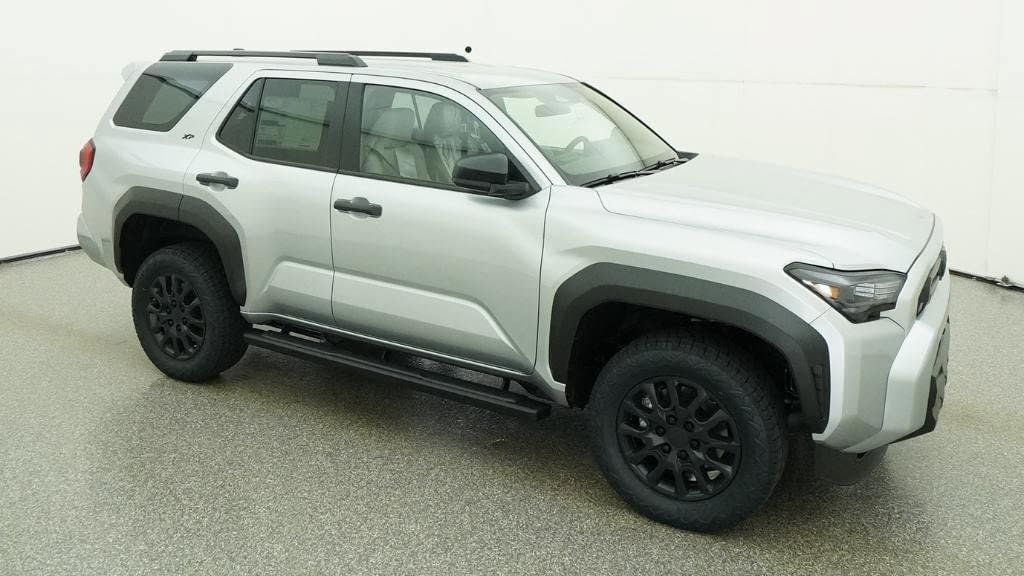 Used 2026  Toyota SR5 image 11