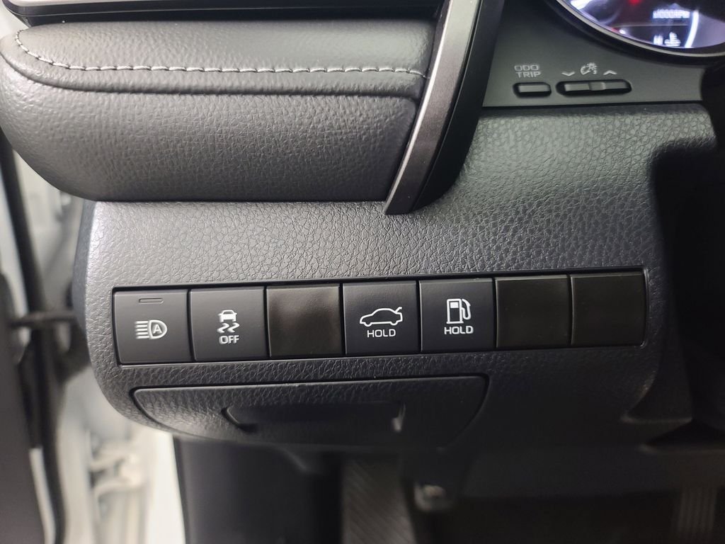2024 Toyota Camry SE - Photo 26