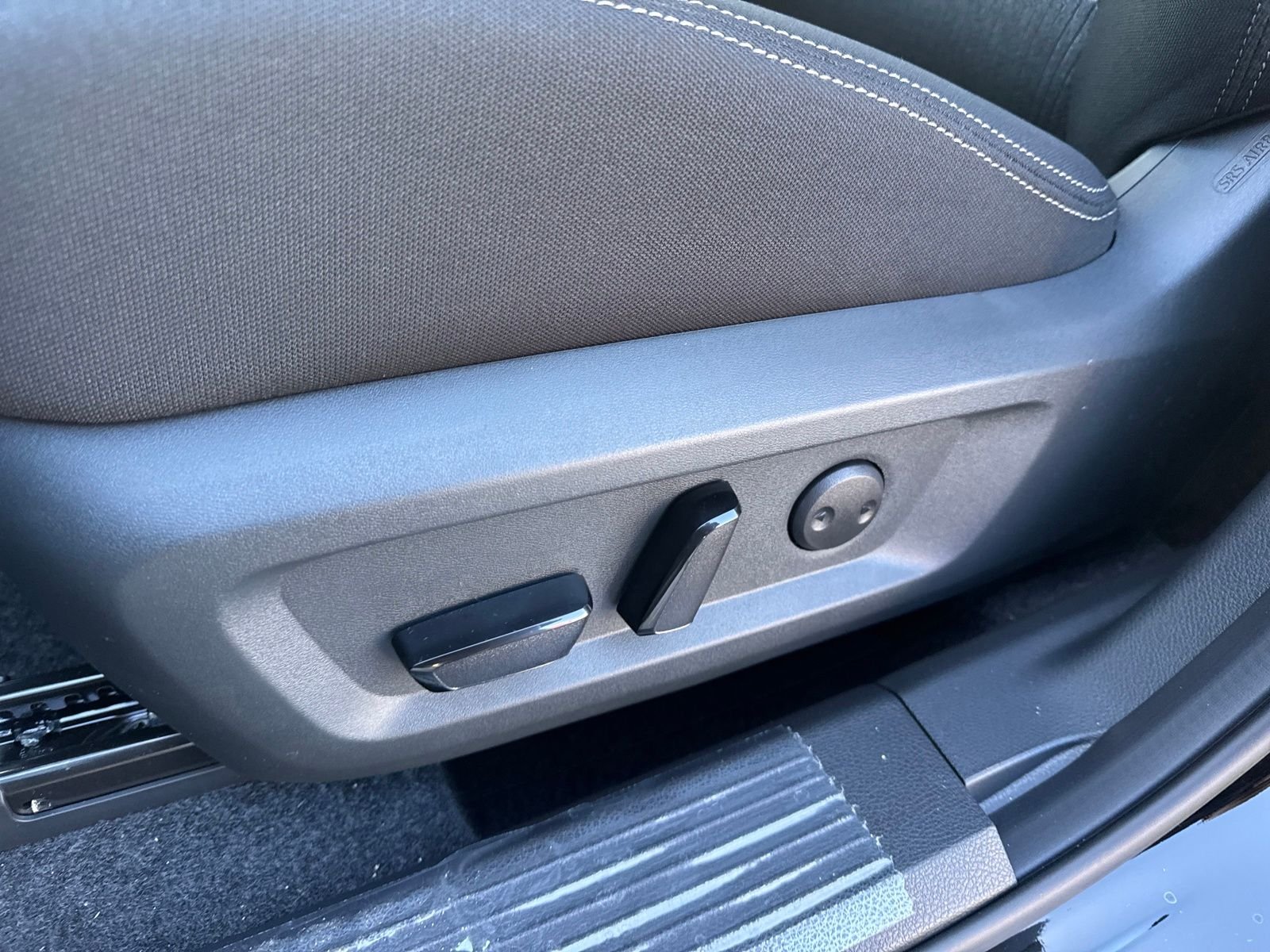 New 2026 Nissan Rogue SV 4D Sport Utility