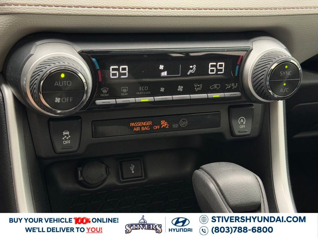 2021 Toyota RAV4 XLE - Photo 37