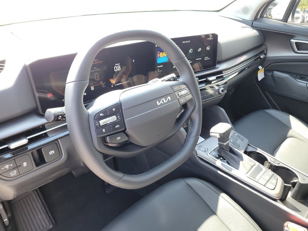 New 2026 Glacial White Pearl Kia EX image 24