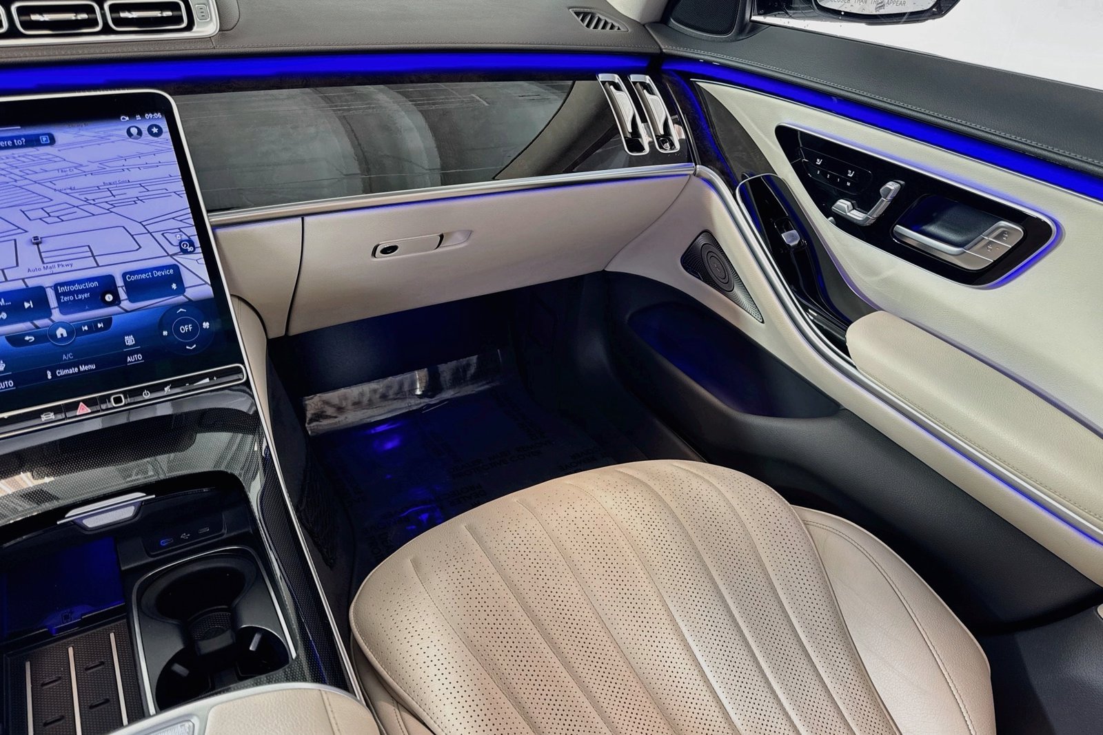 Used 2023 Manufaktur Diamond White Mercedes-Benz S 500 image 22