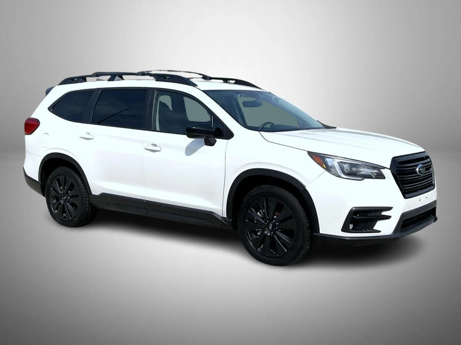 Used 2022 White Subaru Onyx Edition image 3