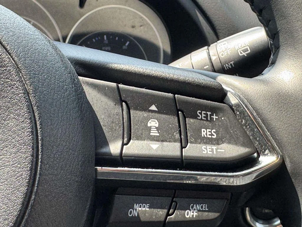 Used 2023 Rhodium White Metallic Mazda 2.5 S Select image 19