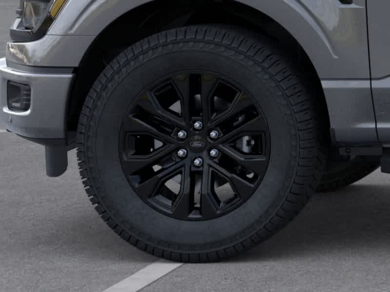 New 2026 Carbonized Gray Metallic Ford XLT image 19