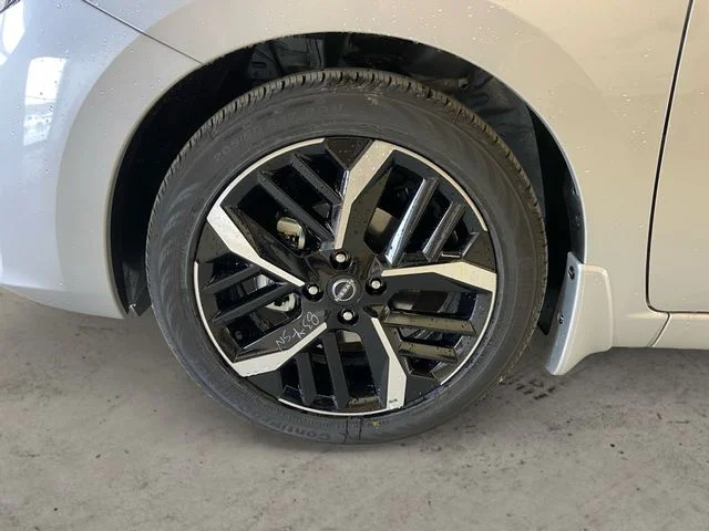 New 2025 Silver Nissan 1.6 SR image 15