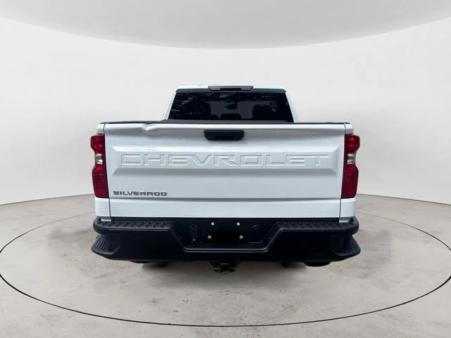 Used 2025 Summit White Chevrolet WT image 4