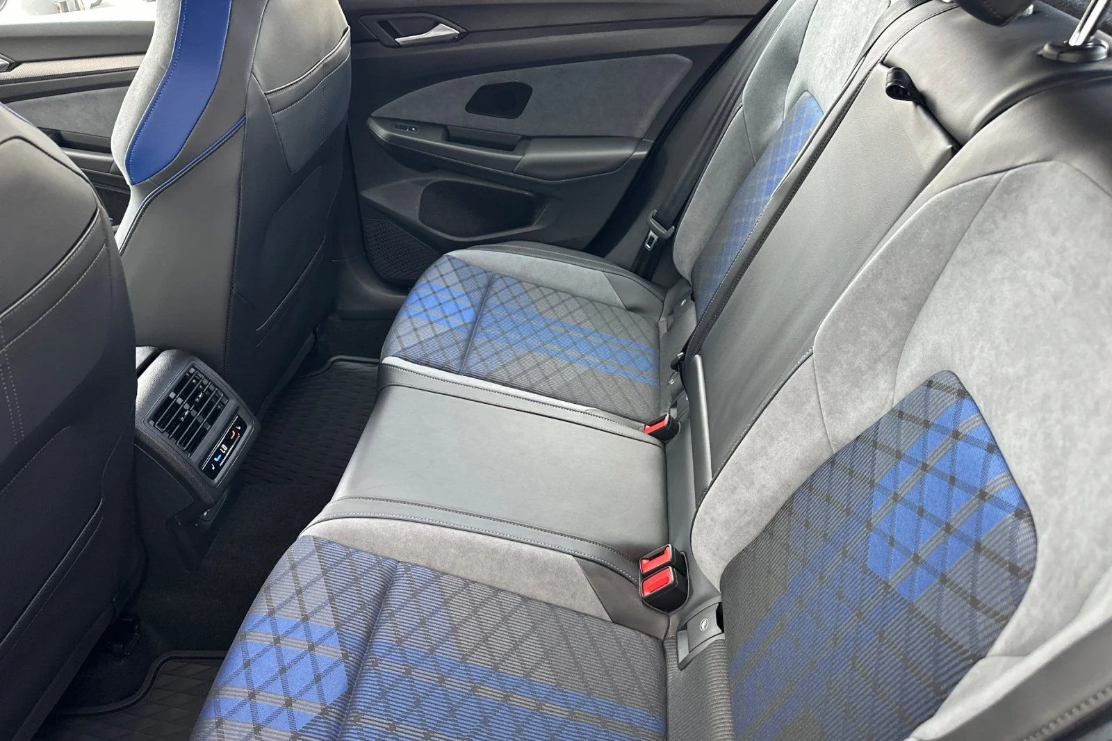 New 2026 Gray Volkswagen 2.0T image 10