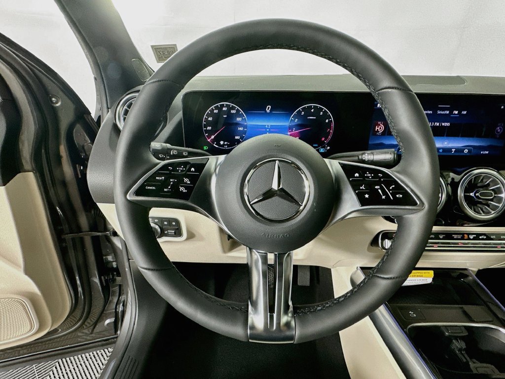 New 2026 Mountain Grey Metallic Mercedes-Benz GLA 250 image 40
