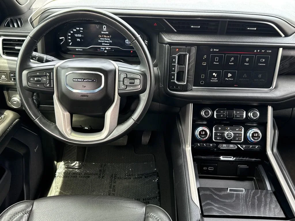 Used 2024 Onyx Black GMC Denali image 23