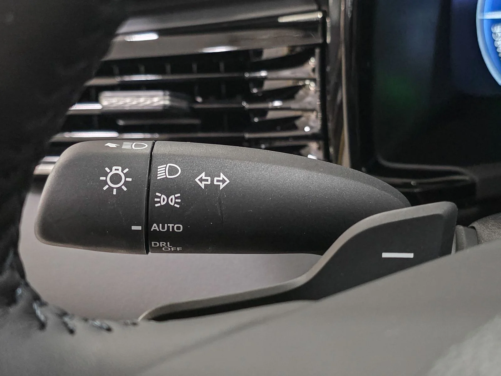 New 2026 Heavy Metal with Midnight Black Metallic roof <sup>1</sup> Toyota  XSE AWD image 35