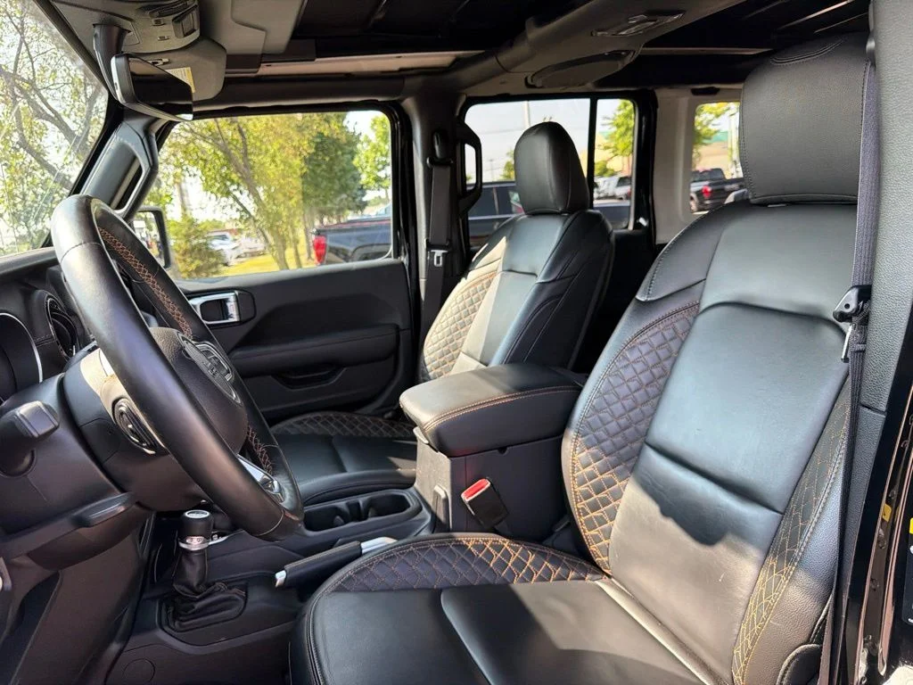 Used 2021 Black Jeep Unlimited Sahara High Altitude image 11
