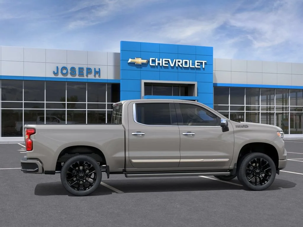New 2026 White Sands Chevrolet High Country image 5