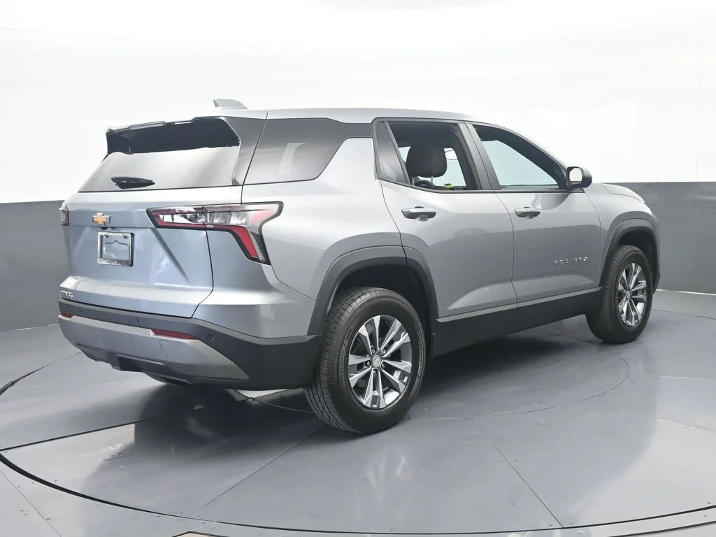 Used 2026 Sterling Gray Metallic Chevrolet LT image 5
