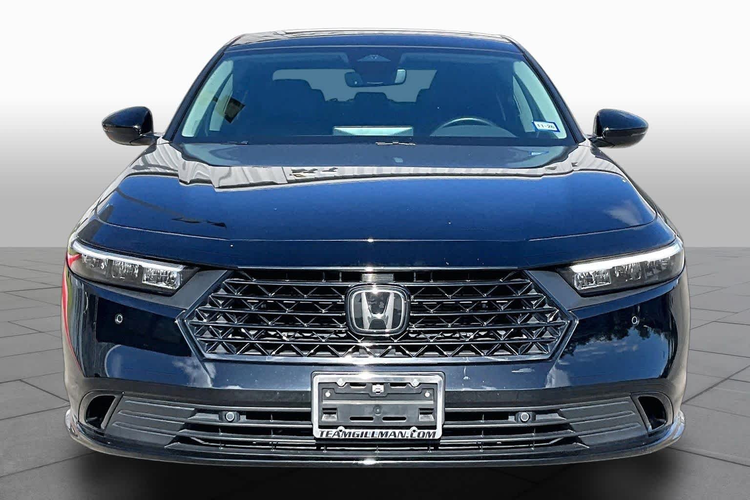 Used 2024 Crystal Black Pearl Honda EX-L image 4