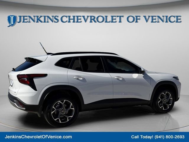 2026 Chevrolet Trax LT - Photo 5