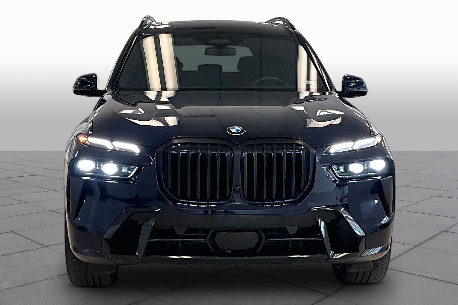 Used 2024 Tanzanite Blue II Metallic BMW xDrive40i image 3