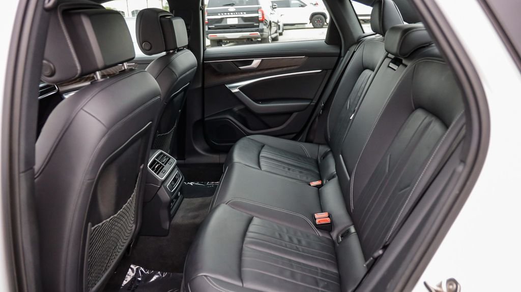 Used 2023 Ibis White Audi 45 Premium image 23